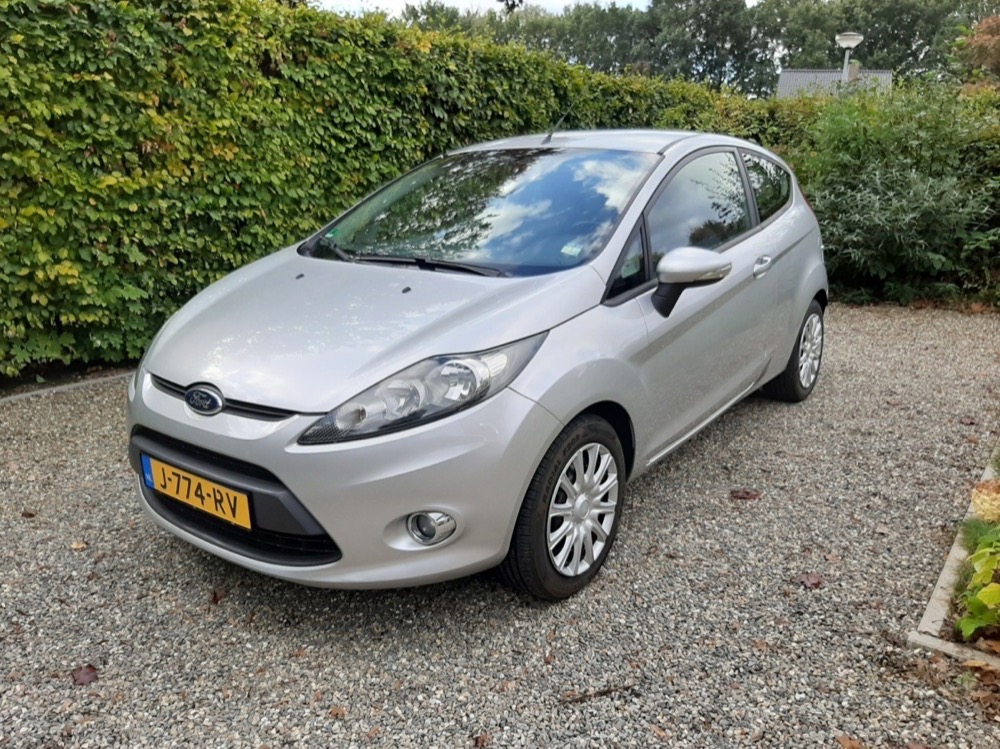 Ford Fiesta 1.25 Champions Edition 82 pk
